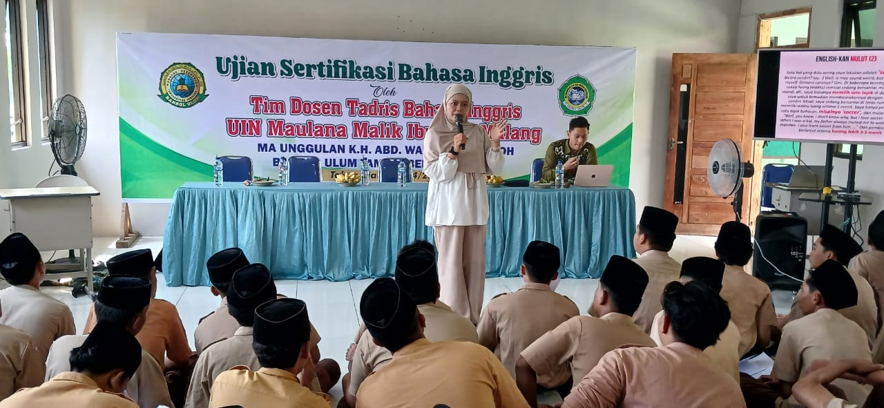 Kerja Sama dengan UIN Malang, MAUWH Jombang Hadirkan Dosen TBI UIN Malang untuk Uji Sertifikasi Bahasa Inggris