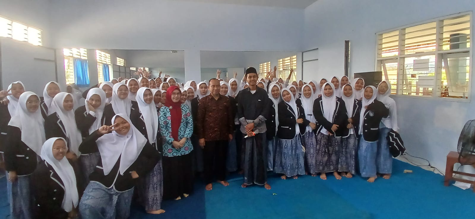 Kerja Sama SMA An-Nur Malang dengan TBI UIN UIN Malang Tingkatkan Kompetensi Bahasa Inggris Siswa Melalui Uji Kompetensi Bahasa